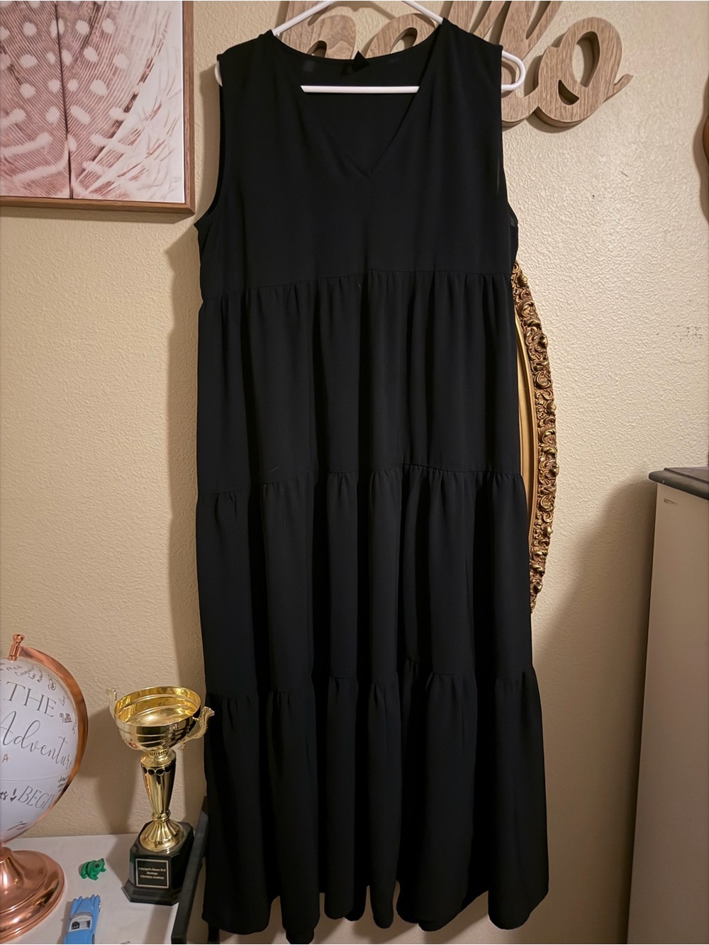 SHEIN Black Sleeveless Tiered V-Neck Maxi Dress